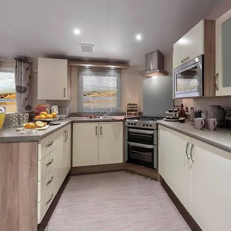Lagooncombe Modern And Cosy Holiday Home Haverigg Exterior photo